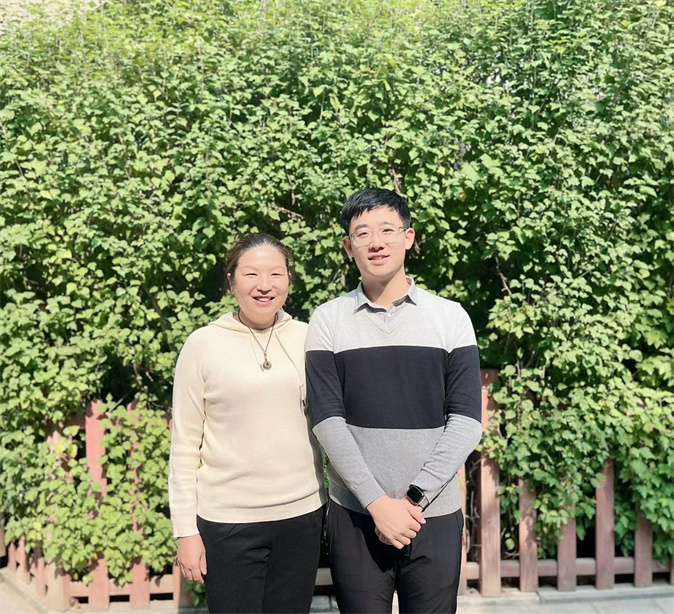 敬爱的师傅 6.jpg
